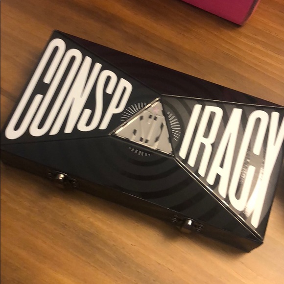 New Shane Dawson X Jeffree Star CONSPIRACY Palette - Picture 4 of 6
